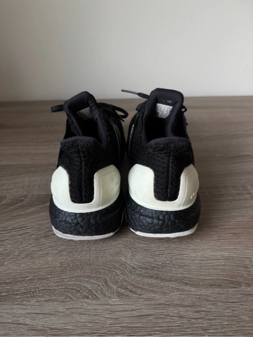Adidas Ultraboost 4.0 DNA Mens Running Shoes Black White G28965 Size 11